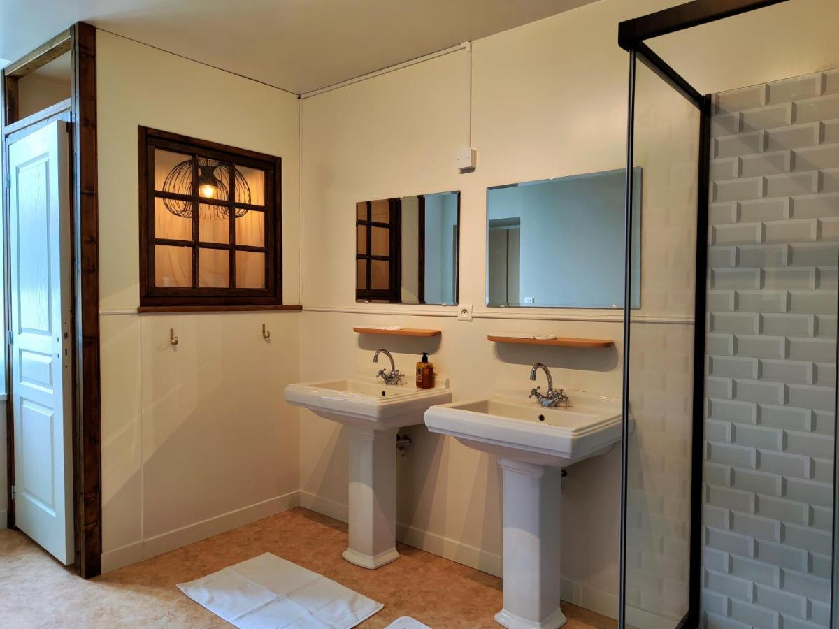 Maison Egalite Melay  Luaran gambar