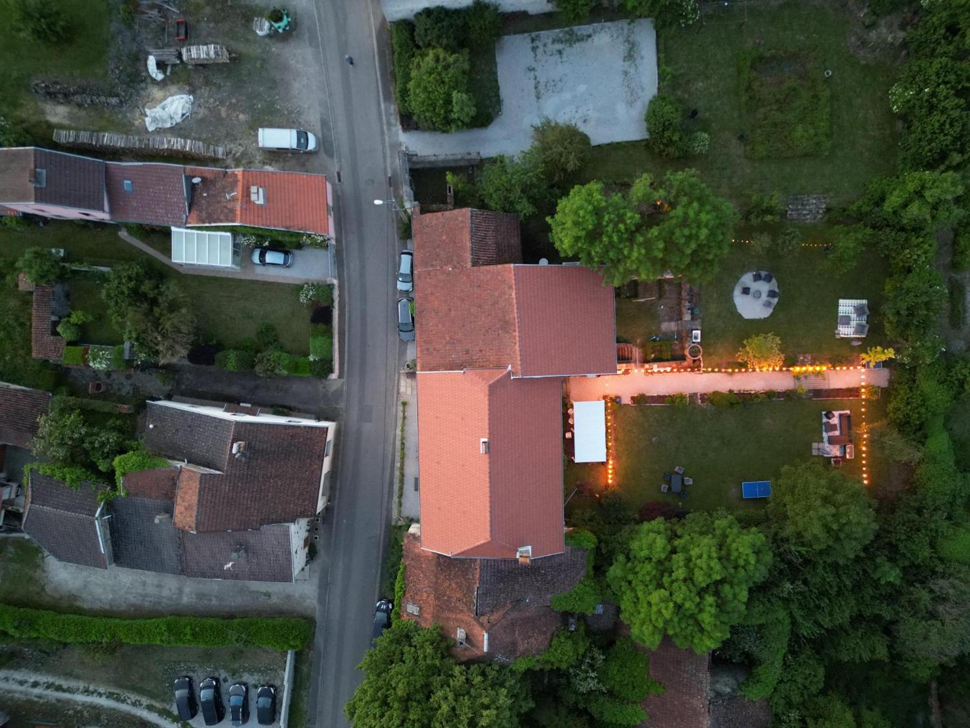 Maison Egalite Melay  Luaran gambar